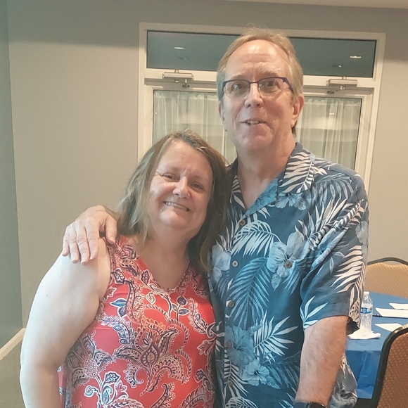 Meet your Posher, Shirley - Picture 4 of 4